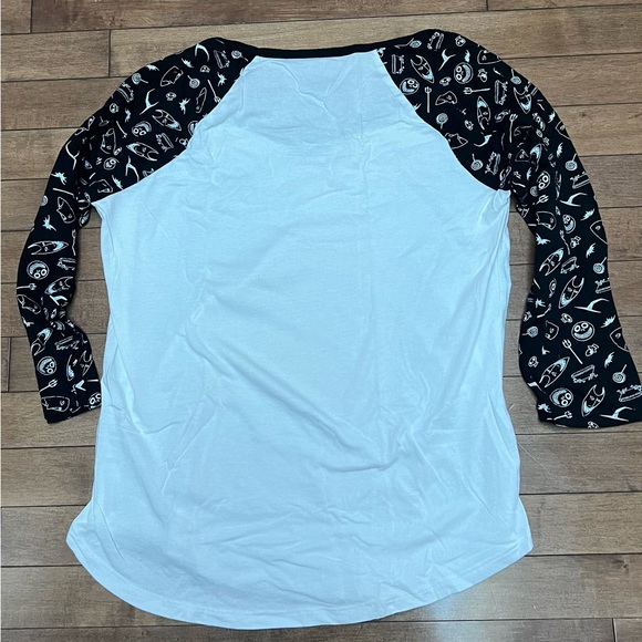 Nightmare Before Xmas t shirt! - Picture 3 of 4